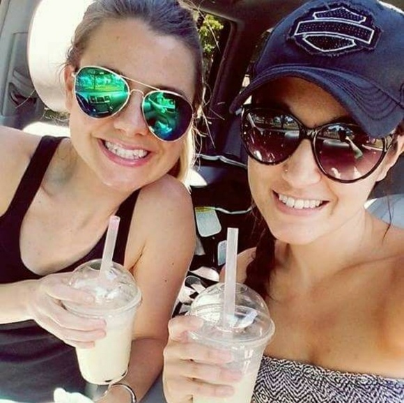 #Posh4Life - Picture 2 of 6